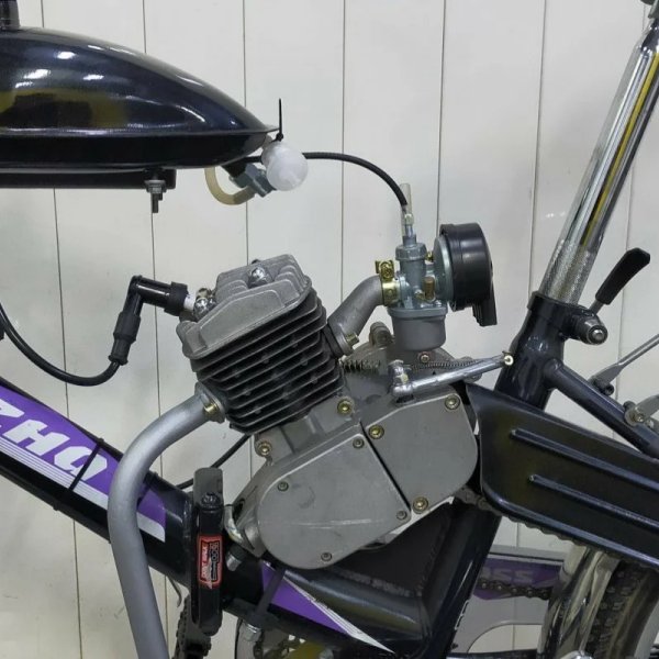 Взрослый складной велосипед с бензиновым мотором